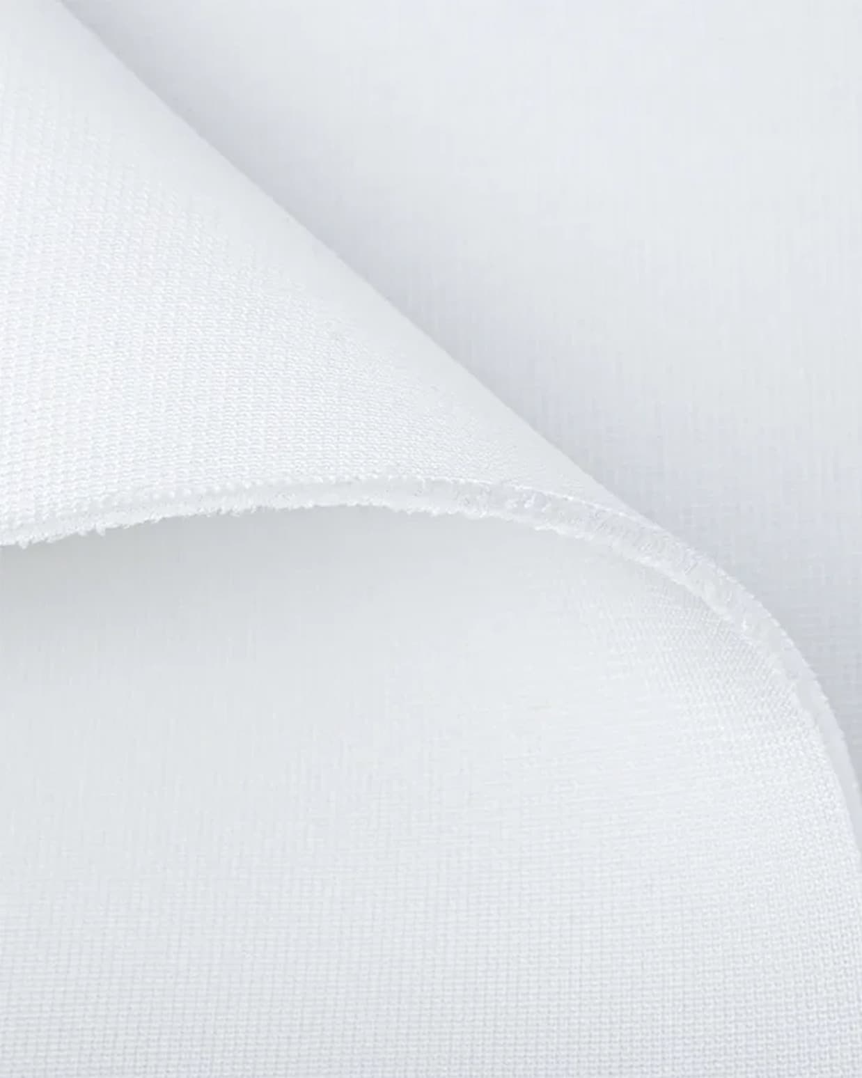 Matériau d'écran Trak18 Premium — tissage de projection 3 mm brut au pied